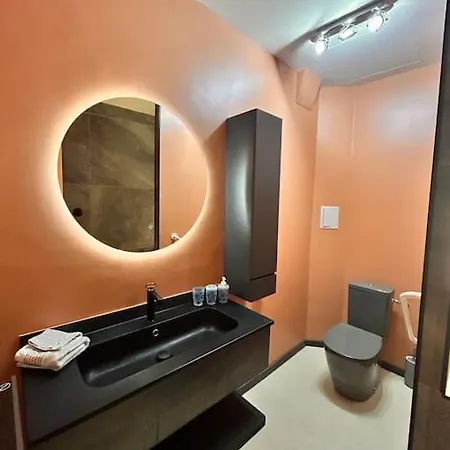 Au Bon Carlo, Jolie T2 Apartmán *