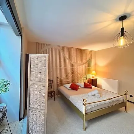 Au Bon Carlo, Jolie T2 Apartmán *